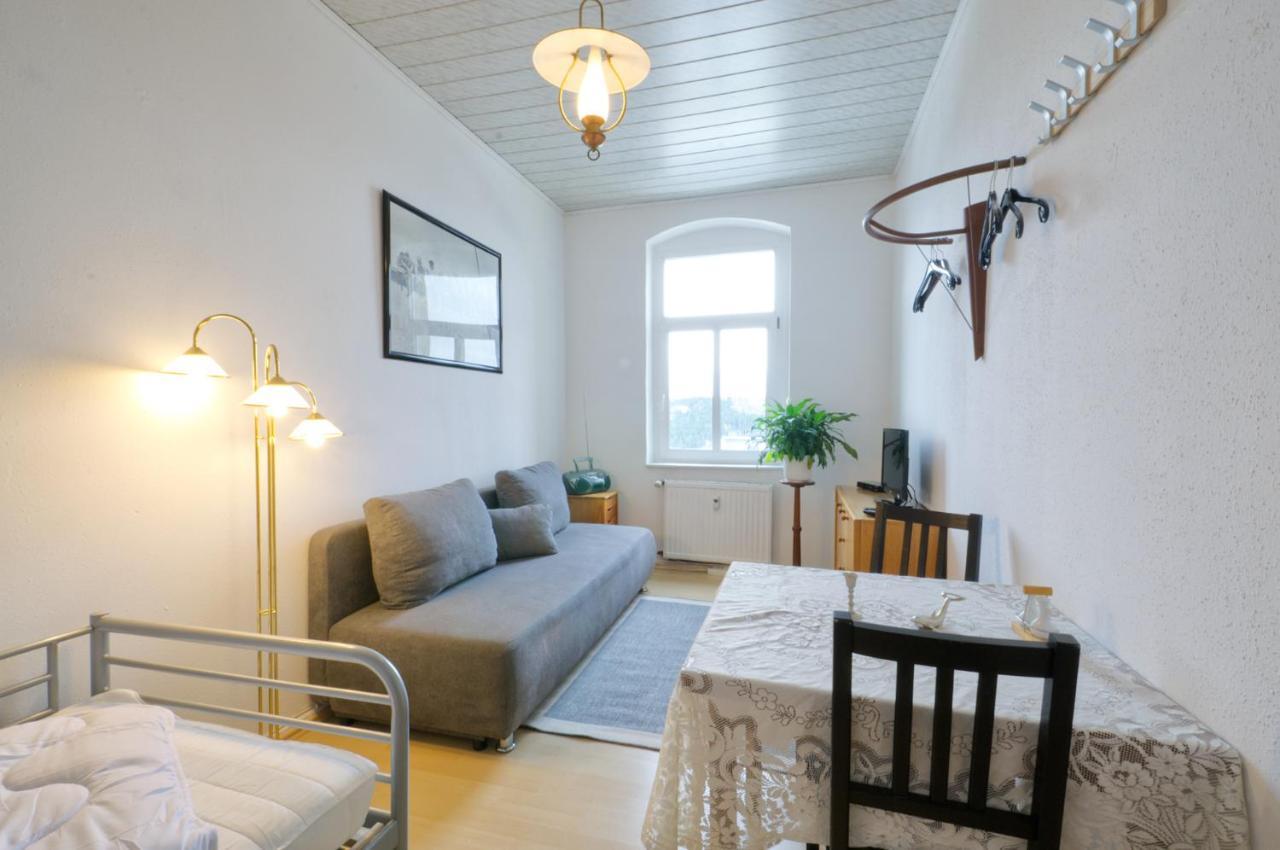 Ferienwohnung Am Busbahnhof 안나베르크 외부 사진