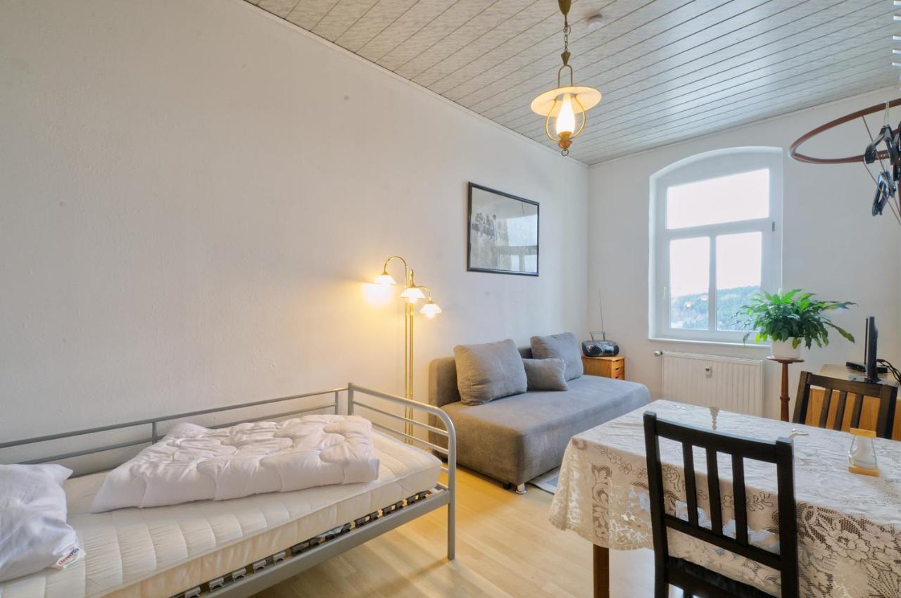 Ferienwohnung Am Busbahnhof 안나베르크 외부 사진