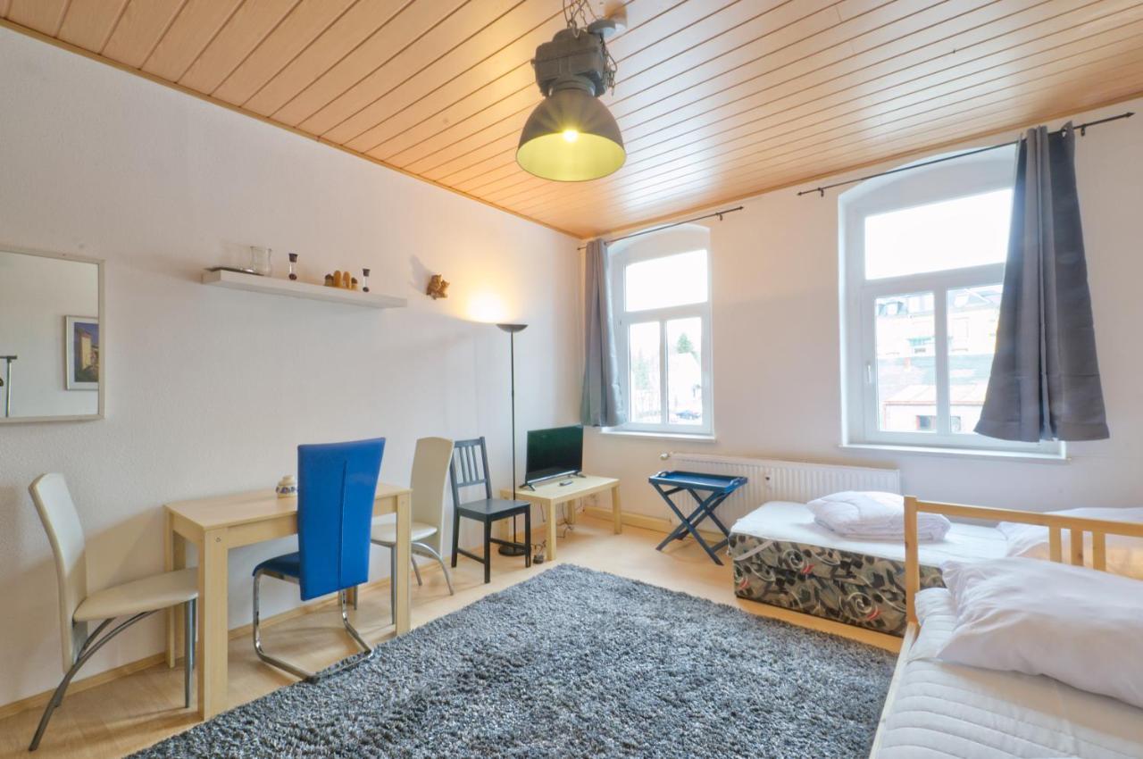 Ferienwohnung Am Busbahnhof 안나베르크 외부 사진